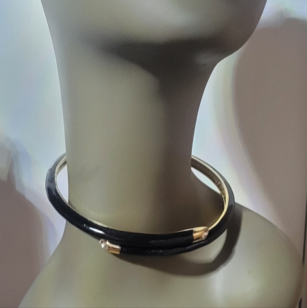Zara black enamel chocker with rhinestones at each end